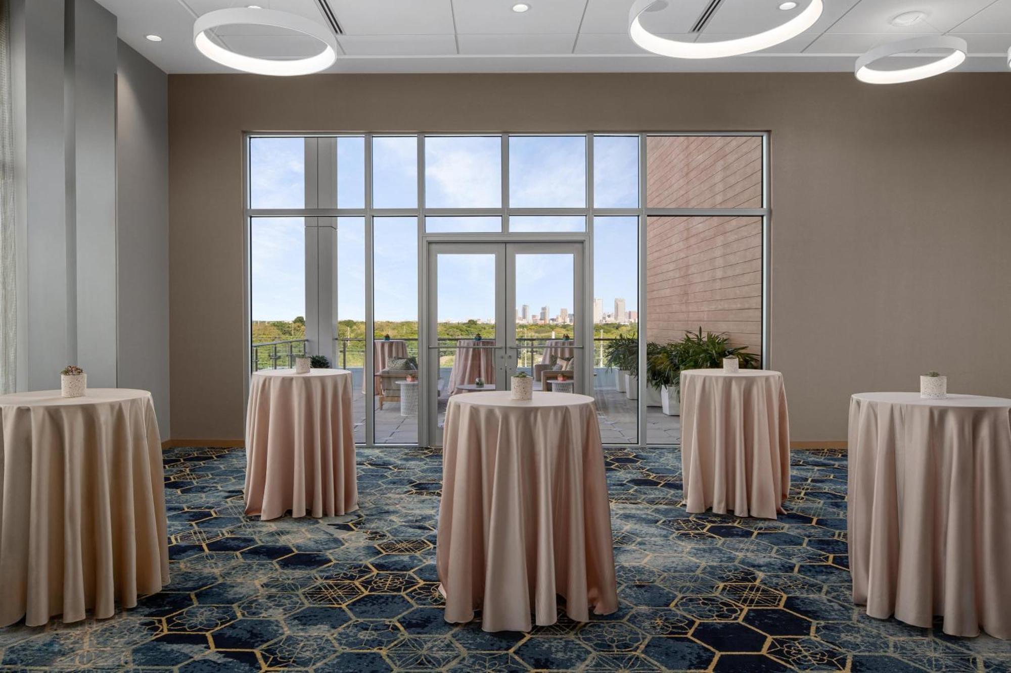 Aloft Tampa Midtown Hotel Ngoại thất bức ảnh